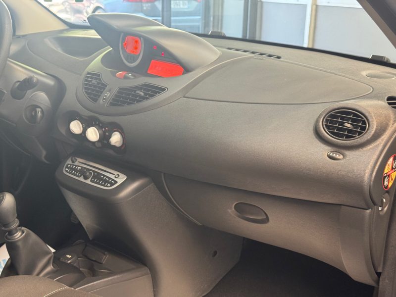 RENAULT TWINGO II GARANTIE 12 MOIS 1.2 LEV 75ch YAHOO! ECO2 1ERE MAIN 16000KMS HISTORIQUE COMPLET 