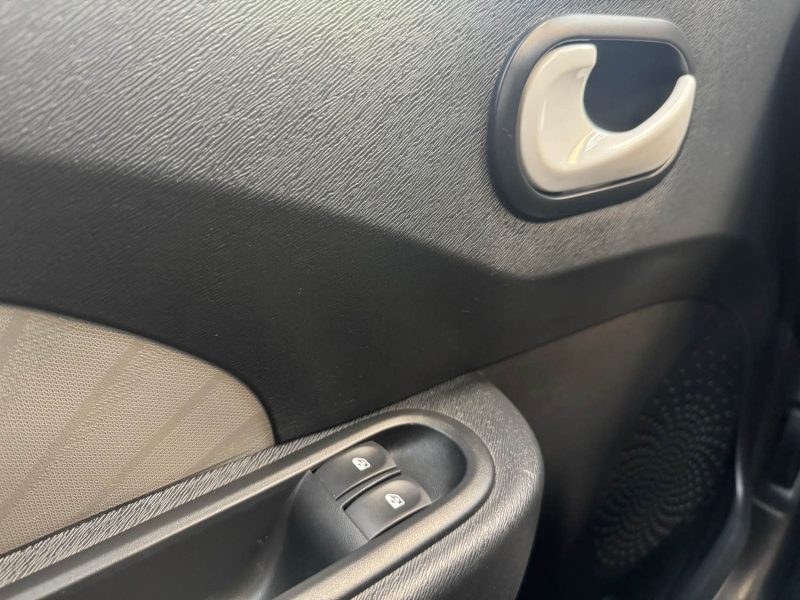 RENAULT TWINGO II GARANTIE 12 MOIS 1.2 LEV 75ch YAHOO! ECO2 1ERE MAIN 16000KMS HISTORIQUE COMPLET 