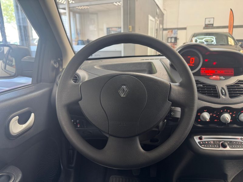 RENAULT TWINGO II GARANTIE 12 MOIS 1.2 LEV 75ch YAHOO! ECO2 1ERE MAIN 16000KMS HISTORIQUE COMPLET 