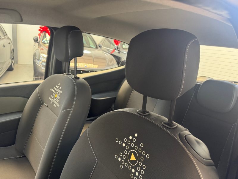 RENAULT TWINGO II GARANTIE 12 MOIS 1.2 LEV 75ch YAHOO! ECO2 1ERE MAIN 16000KMS HISTORIQUE COMPLET 