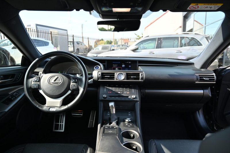 LEXUS RC 300H F-SPORT 2016