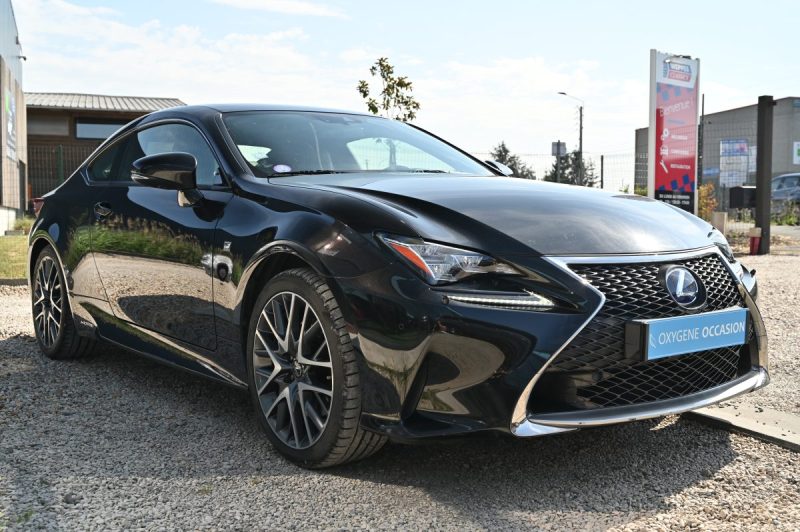 LEXUS RC 300H F-SPORT 2016