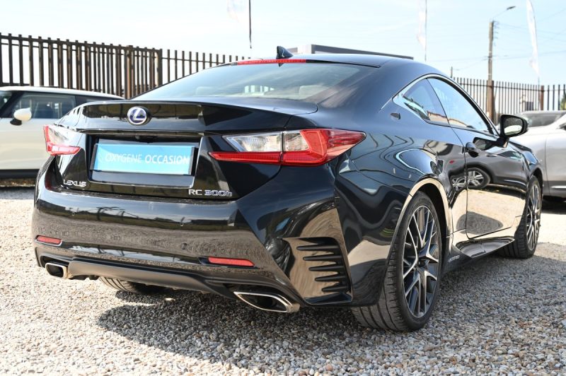 LEXUS RC 300H F-SPORT 2016