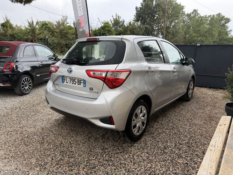 TOYOTA YARIS 100H HYBRIDE BUSINESS 2019