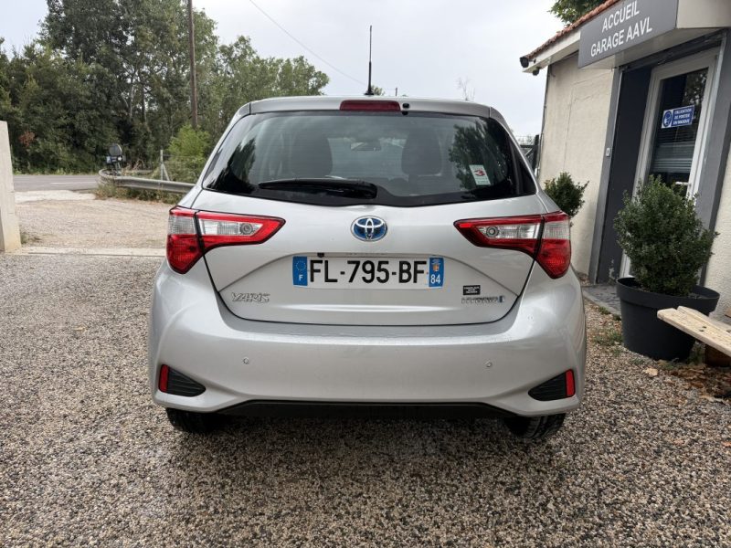 TOYOTA YARIS 100H HYBRIDE BUSINESS 2019