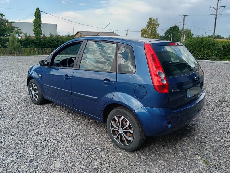 FORD FIESTA 1.4 TDCI 68 cv SENSO PLUS / CLIM / DISTRIBUTION A JOUR