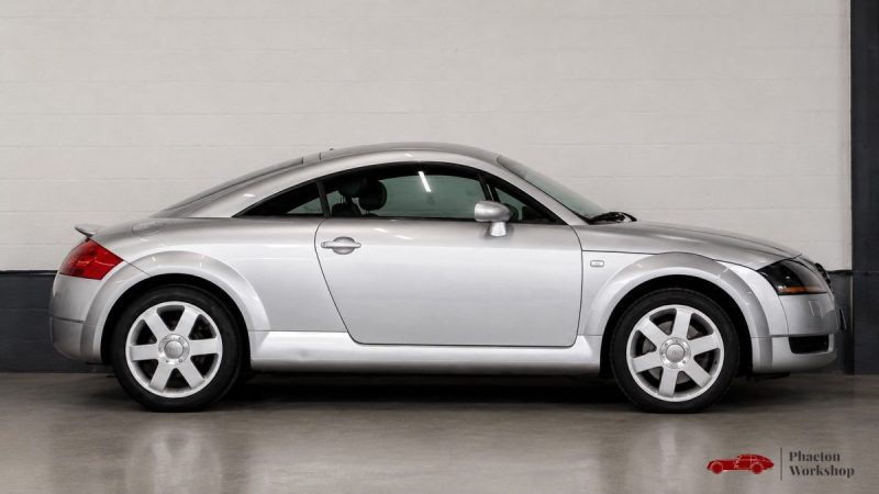 Audi TT 1.8T 180 ch – Carnet complet – Historique exceptionnel