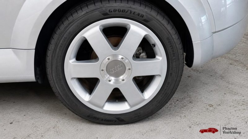 Audi TT 1.8T 180 ch – Carnet complet – Historique exceptionnel