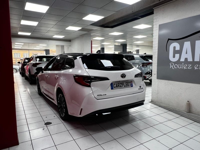 TOYOTA COROLLA TOURING SPORTS HYBRIDE 1.8 GR SPORT 122cv/1 ERE MAIN/TVA RECUPERABLE