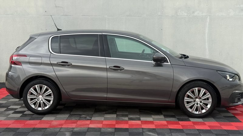 PEUGEOT 308 II 1.2 E-THP  130 Cv  ALLURE EAT6