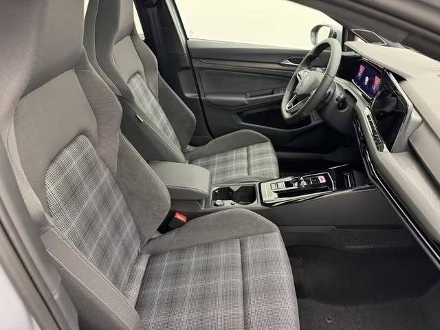 VOLKSWAGEN  GOLF 8 GTD 2.0 TDI 200CH 2024