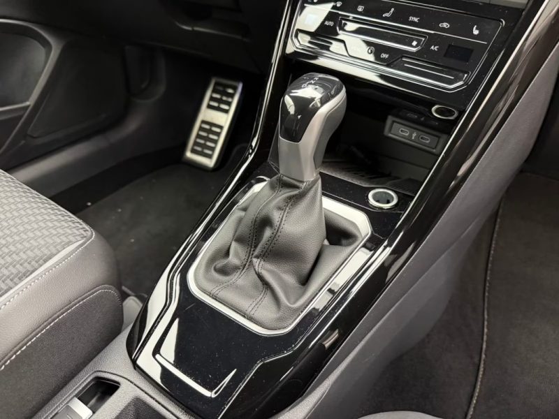 VOLKSWAGEN T-ROC CABRIOLET TSI DSG R-LINE IQ.DRIVE 2025