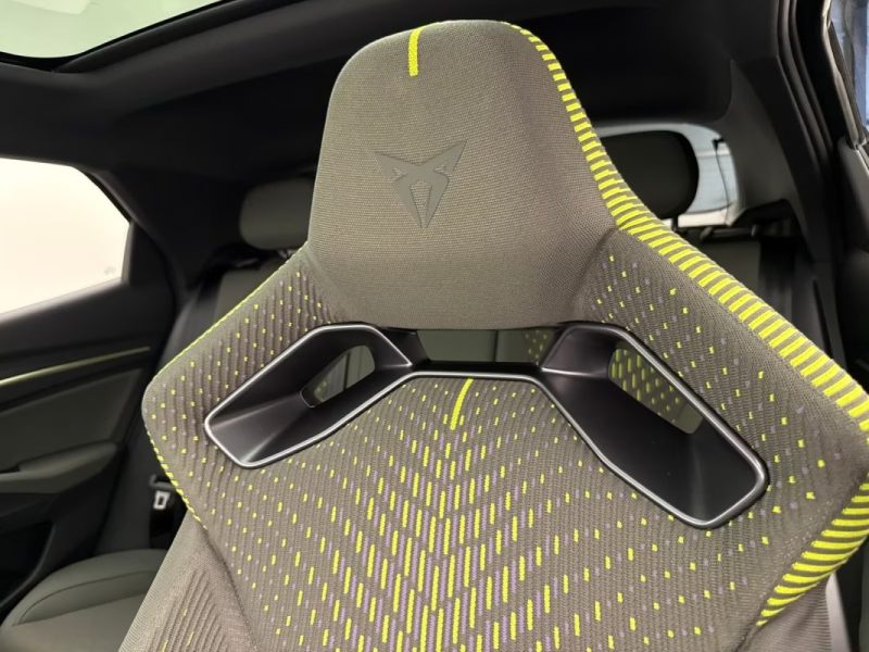 CUPRA RAVAL VZ EDITION EXTREME 52KWH PANO 2026