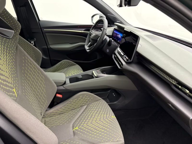 CUPRA RAVAL VZ EDITION EXTREME 52KWH PANO 2026