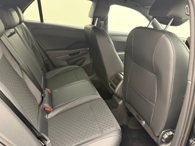 VOLKSWAGEN T-ROC 1.5 ETSI DSG R-LINE – BLACK STYLE – IQ.LIGHT MATRIX LED – JANTES 20\" 2026