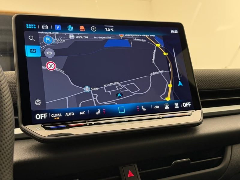 VOLKSWAGEN T-ROC 1.5 ETSI DSG R-LINE – BLACK STYLE – IQ.LIGHT MATRIX LED – JANTES 20\" 2026