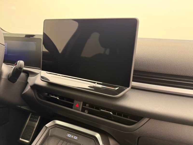VOLKSWAGEN T-ROC 1.5 ETSI DSG R-LINE – BLACK STYLE – IQ.LIGHT MATRIX LED – JANTES 20\" 2026