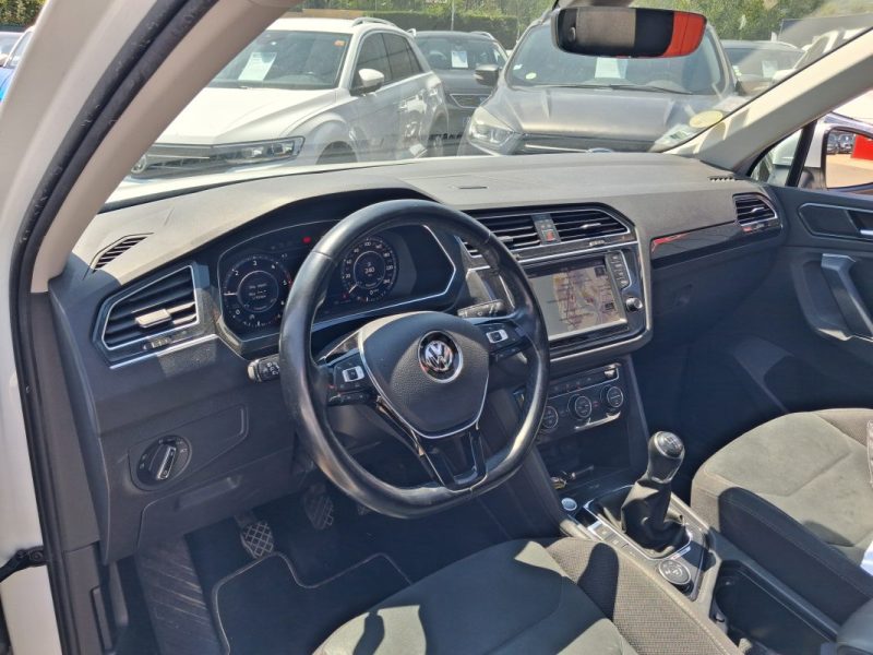 VOLKSWAGEN TIGUAN  2.0 TDI 150 CV CARAT 4MOTION 4X4 TOIT PANORAMIQUE ENTRETIEN COMPLET