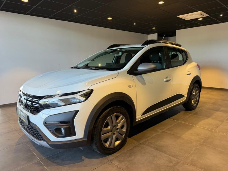 DACIA SANDERO 3 1.0 TCE 90 STEPWAY EXPRESSION / 1ERE MAIN / SUIVI RENAULT COMPLET 