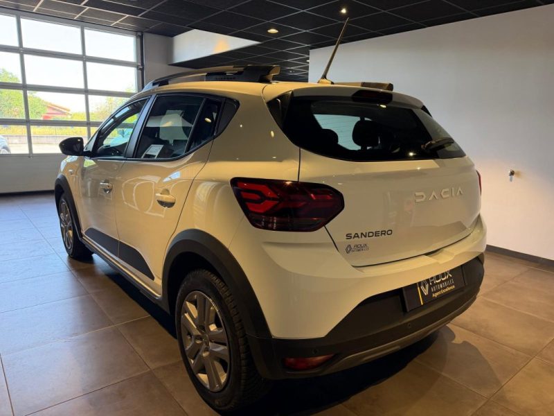 DACIA SANDERO 3 1.0 TCE 90 STEPWAY EXPRESSION / 1ERE MAIN / SUIVI RENAULT COMPLET 