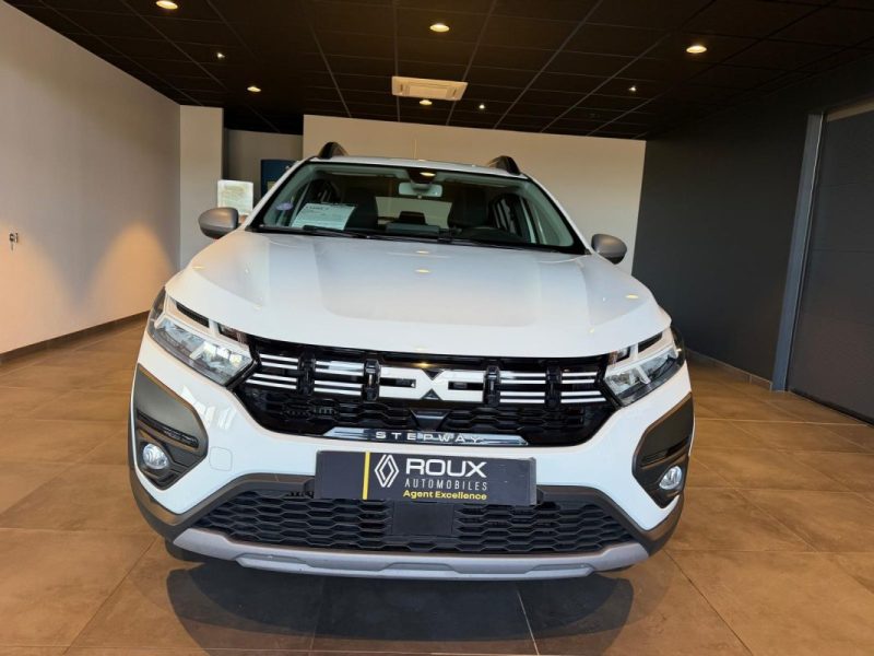 DACIA SANDERO 3 1.0 TCE 90 STEPWAY EXPRESSION / 1ERE MAIN / SUIVI RENAULT COMPLET 