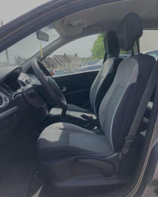RENAULT CLIO III AUTHENTIQUE 1.2 16V / RÉVISÉE&GARANTIE  2011