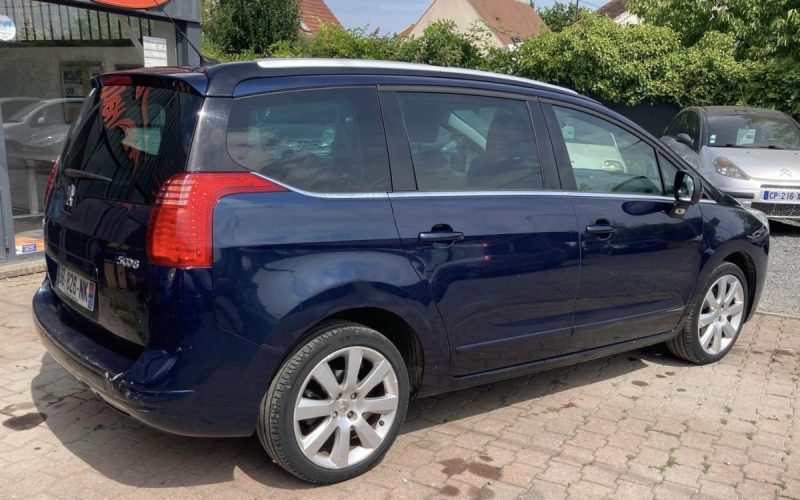 PEUGEOT 5008 1.6 THP 156 PREMIUM PACK / RÉVISÉE&GARANTIE  2010