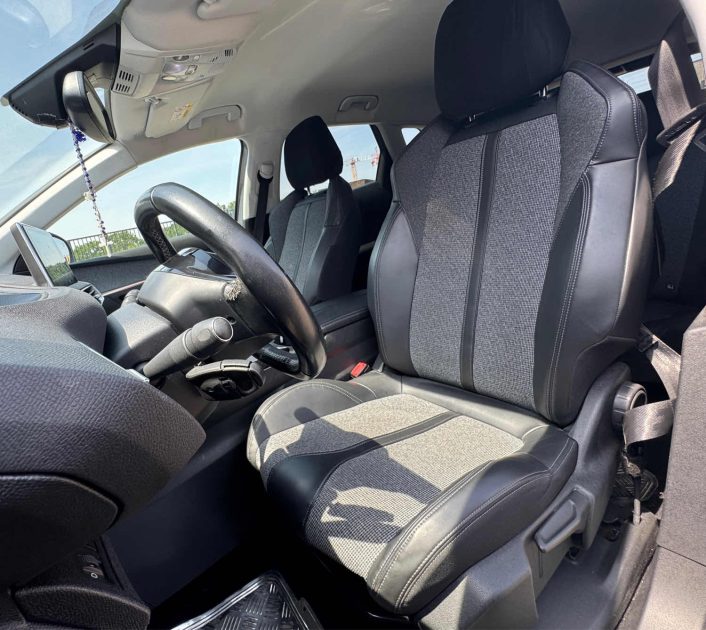 PEUGEOT 3008 II 1.2 THP ACCESS 