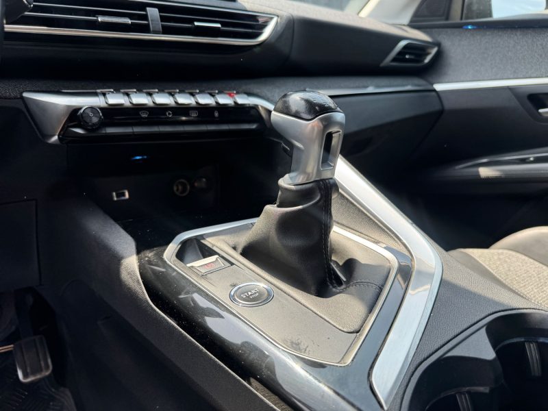 PEUGEOT 3008 II 1.2 THP ACCESS 