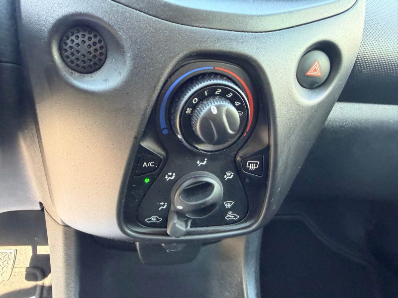 TOYOTA AYGO II 1.0 VVTI 69 CLIM 55MKM
