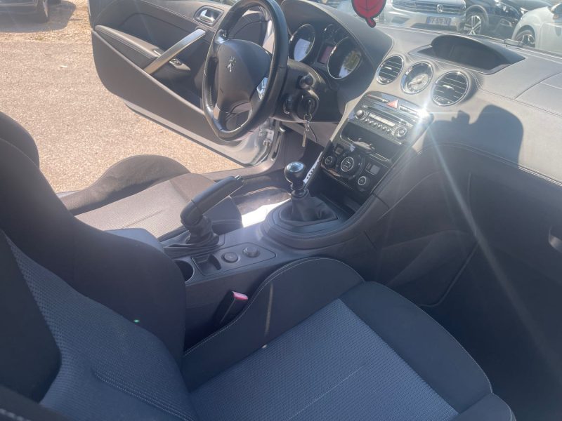 PEUGEOT RCZ 2.0 HDI 163 102mkm