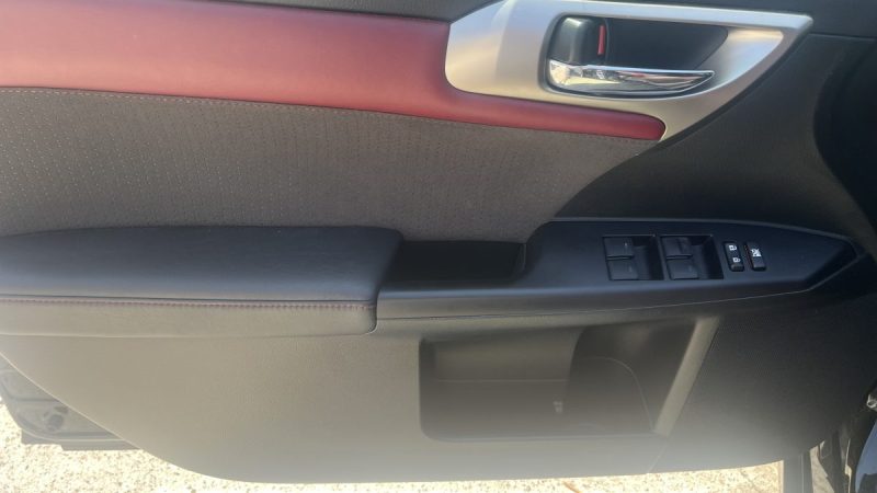LEXUS CT200H RARE SPORT EDITION suivi Lexus Complet 1,8 L 136 CV 2020 