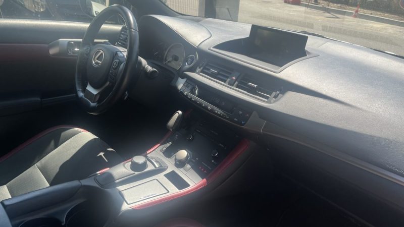 LEXUS CT200H RARE SPORT EDITION suivi Lexus Complet 1,8 L 136 CV 2020 