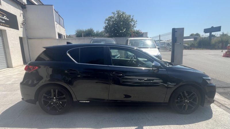 LEXUS CT200H RARE SPORT EDITION suivi Lexus Complet 1,8 L 136 CV 2020 