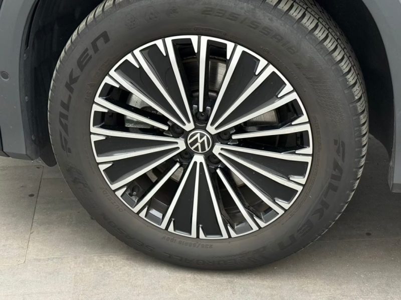 VOLKSWAGEN TAYRON 1.5 EHYBRID DSG LIFE – DISCOVER – DCC – ATTELAGE – CAMÉRA 2025