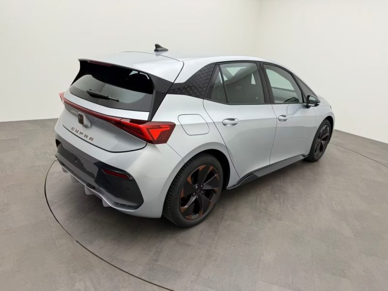 CUPRA BORN V 60 KWH – JANTES 19\" – ACC – MATRIX LED 2026