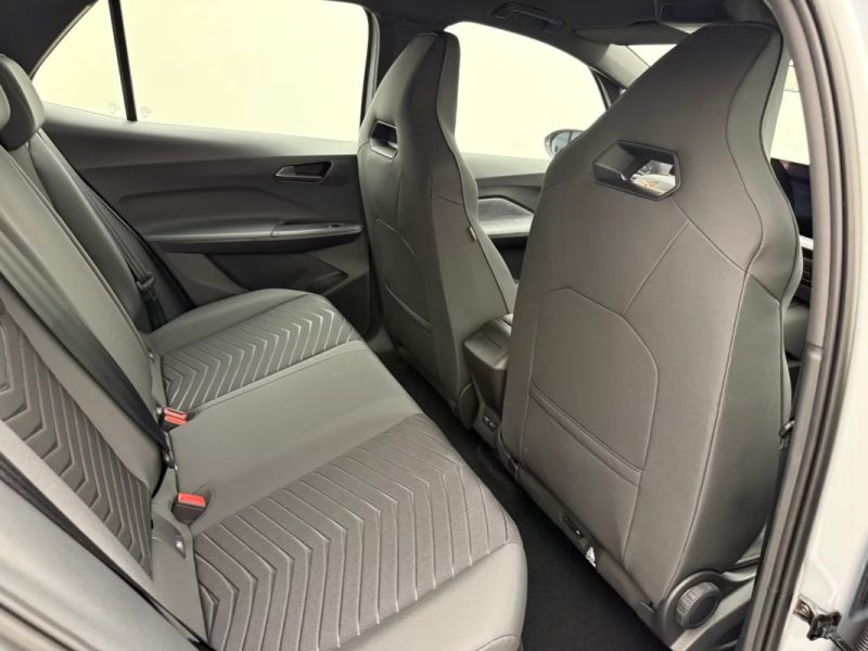 CUPRA BORN V 60 KWH – JANTES 19\" – ACC – MATRIX LED 2026