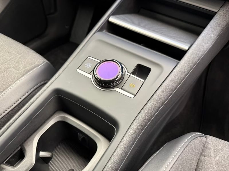 VOLKSWAGEN TIGUAN 1.5 EHYBRID DSG – DISCOVER – DCC – ATTELAGE – CAMÉRA 2025