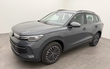 VOLKSWAGEN TIGUAN 1.5 EHYBRID DSG – DISCOVER – DCC – ATTELAGE – CAMÉRA 2025