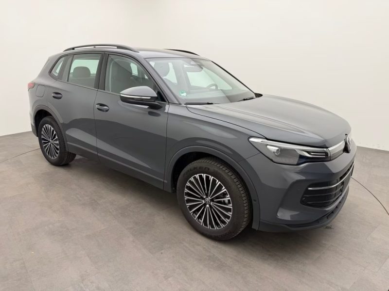 VOLKSWAGEN TIGUAN 1.5 EHYBRID DSG – DISCOVER – DCC – ATTELAGE – CAMÉRA 2025