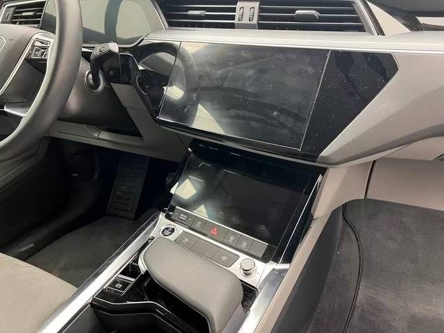 AUDI E-TRON SPORTBACK 55 QUATTRO ADVANCED – SUSPENSION PNEUMATIQUE – HUD – VISION NOCTURNE 2020