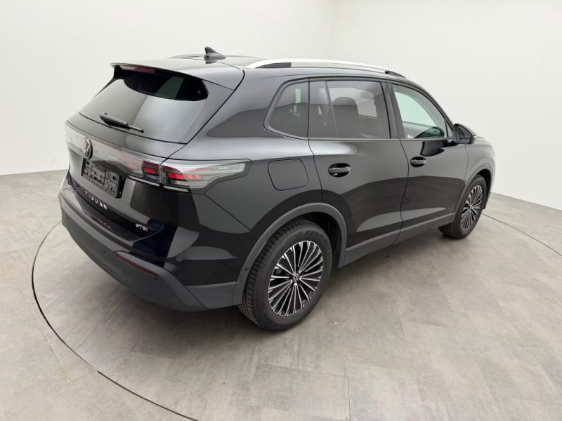 VOLKSWAGEN TIGUAN 1.5 ETSI DSG LIFE – DISCOVER – LED PLUS – ACC – CAMÉRA – ATTELAGE 2024