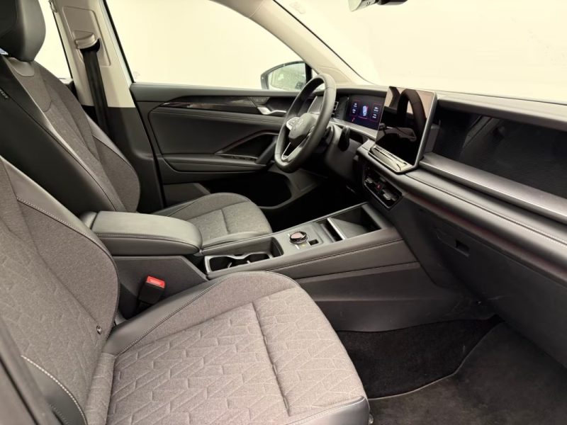VOLKSWAGEN TAYRON 2.0 TDI DSG 4MOTION LIFE IQ.DRIVE 7 PL – IQ.LIGHT MATRIX HD – DCC – ATTELAGE 2025
