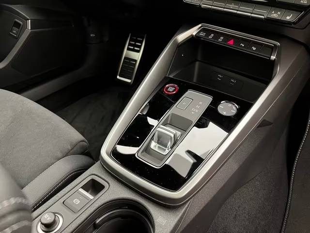 VOLKSWAGEN S3 LIMOUSINE 2.0 TFSI QUATTRO S TRONIC – MATRIX LED – B&O – PANO 2023