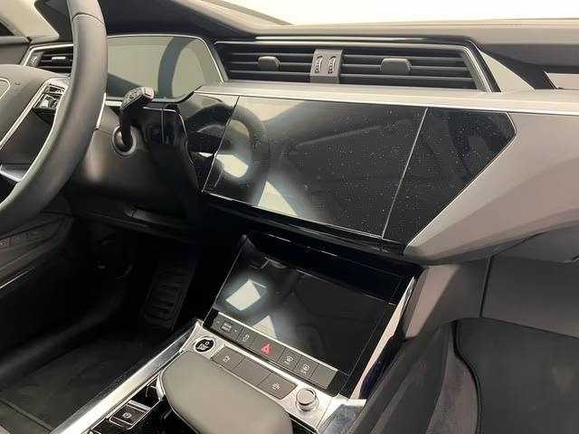 AUDI E-TRON 55 QUATTRO S LINE – SUSPENSION PNEUMATIQUE – B&O – VISION NOCTURNE 2020