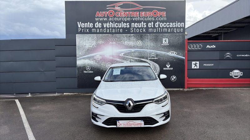 RENAULT MEGANE IV 1.3 TCE 140 BUSINESS EDC 2022