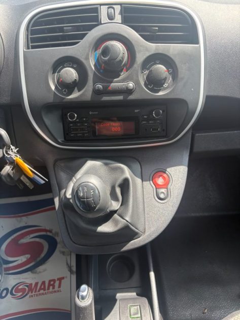 KANGOO 75CH 2PL 2019 1ère MAIN 8290 TTC