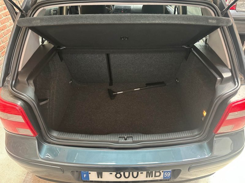 VOLKSWAGEN  GOLF IV 1.6 PACIFIC 2003