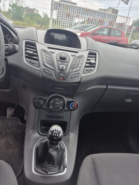 FORD Fiesta - VI Phase  5 portes 1.5  TDCI  75 cv