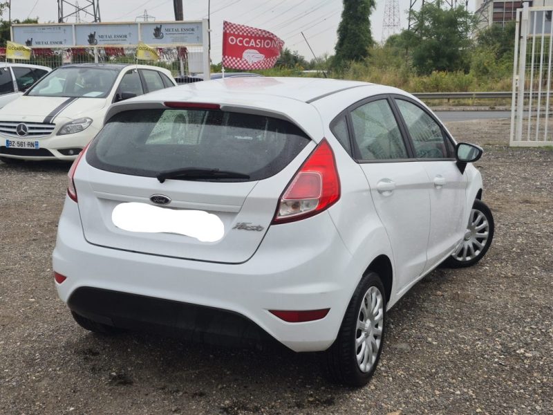 FORD Fiesta - VI Phase  5 portes 1.5  TDCI  75 cv